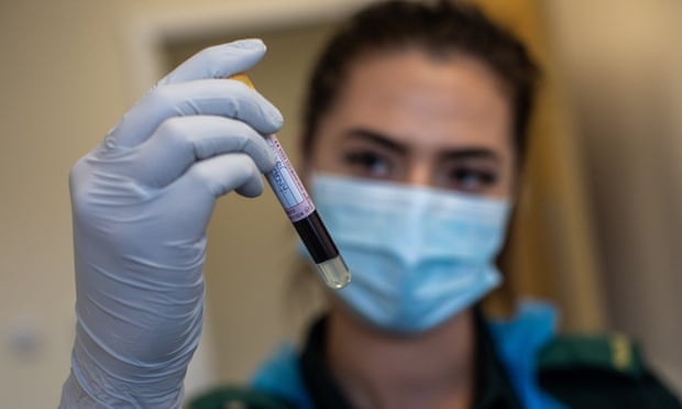 Shkencëtarët: Testi i thjeshtë i gjakut që detekton mbi 50 lloje të kancerit është i saktë