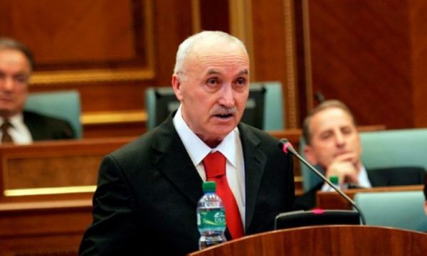 Vdes ish-kryeparlamentari i Kosovës, Kolë Berisha