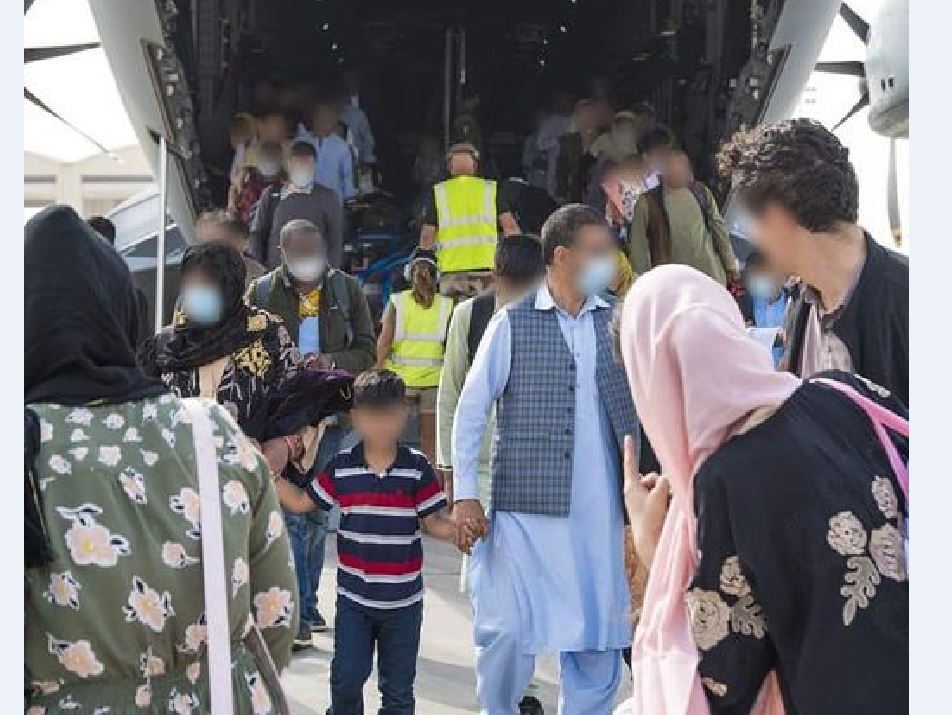 Macron thotë se rreth 200 afganë që punuan për Francën janë evakuuar nga Kabuli