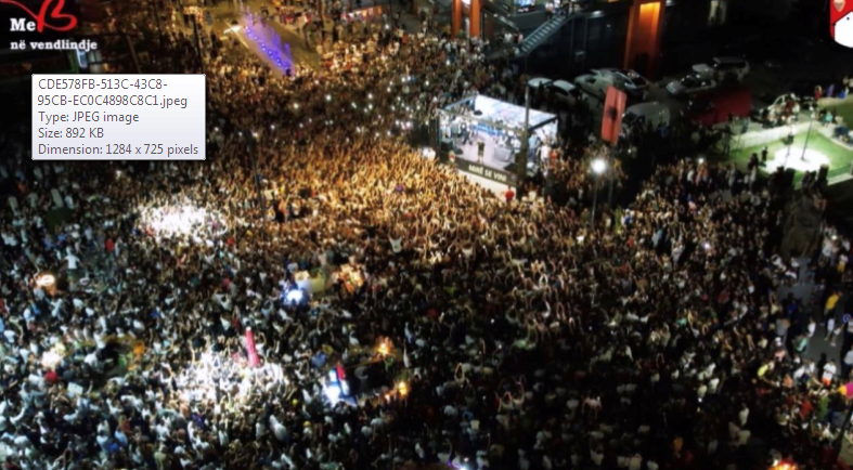 Krejt Drenica pas Don Xhonit, reperi ‘bombardoi’ koncertin me mijëra njerëz (Video)