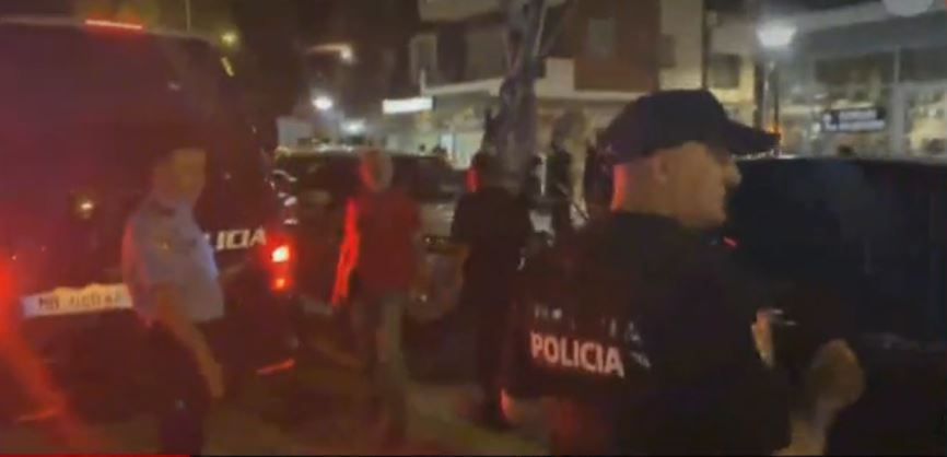 Tetë persona shoqërohen në polici, shkak hudhja e gazit lotsjellës gjatë performancës së Bregoviqit