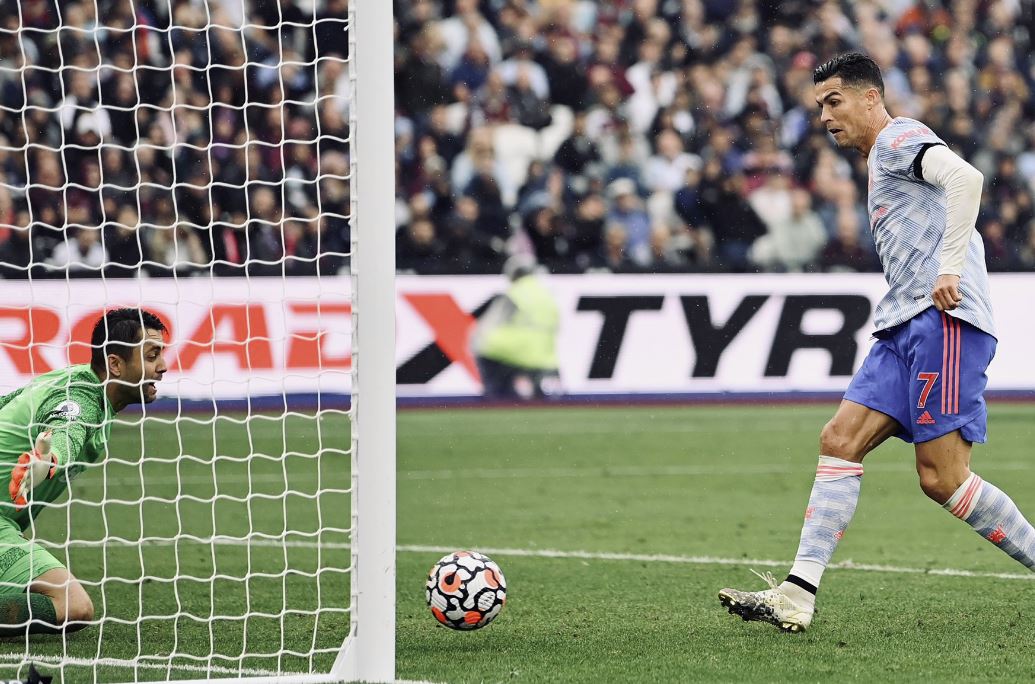 Ronaldo e Lingard përmbysin West Hamin, tri pikë të plota për Manchester United – De Gea heroi