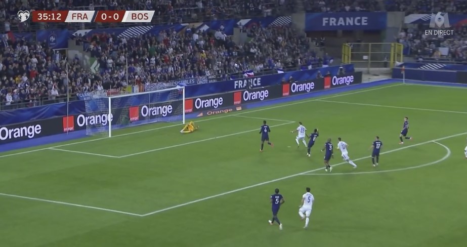 Francë-Bosnje: Shpërthen ndeshja, dy gola për tre minuta