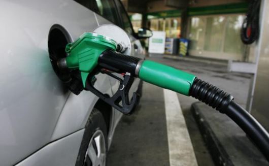10 mënyra për të kursyer karburantin gjatë drejtimit të makinës