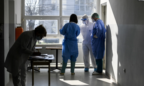 Rritet numri i pacientëve të shtrirë me Covid në spitalet e Kosovës
