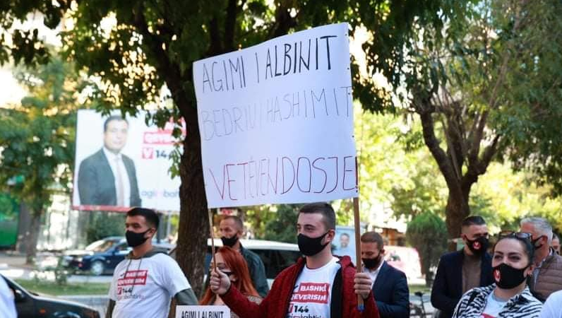 Salihu për protestën e aktivistëve të VV’së: E mbrojnë Rakiqin si mik i Vuçiqit, protestojnë Hamzën si mik i Thaçit