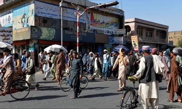 Protesta në Afganistan, talibanët dëbojnë qytetarët nga shtëpitë për të strehuar luftëtarët