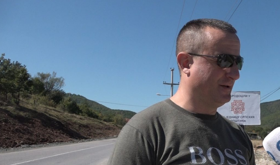 Banori serb i Bërnjakut: Kurti e Vuçiqi të na lënë të jetojmë të qetë, shqiptarët janë shokët e mi