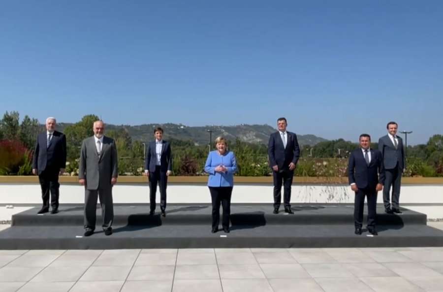 Merkel: E kisha plan të vizitoja çdo shtet [edhe Kosovën] por u deshën 3-4 ditë