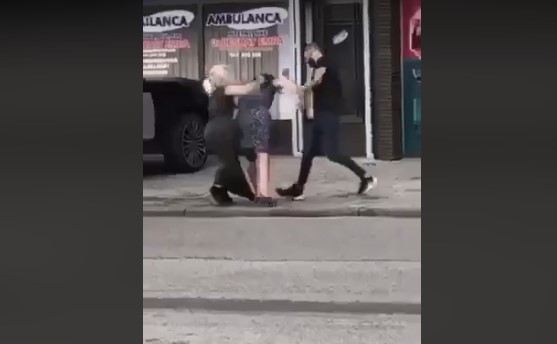 Rrahja brutale e një femre midis Pejës, policia arreston dy persona (Video)