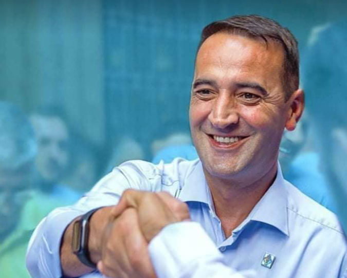Daut Haradinaj premton ditar digjital shkollor, prindërit mund ta përcjellin online progresin e fëmijëve të tyre