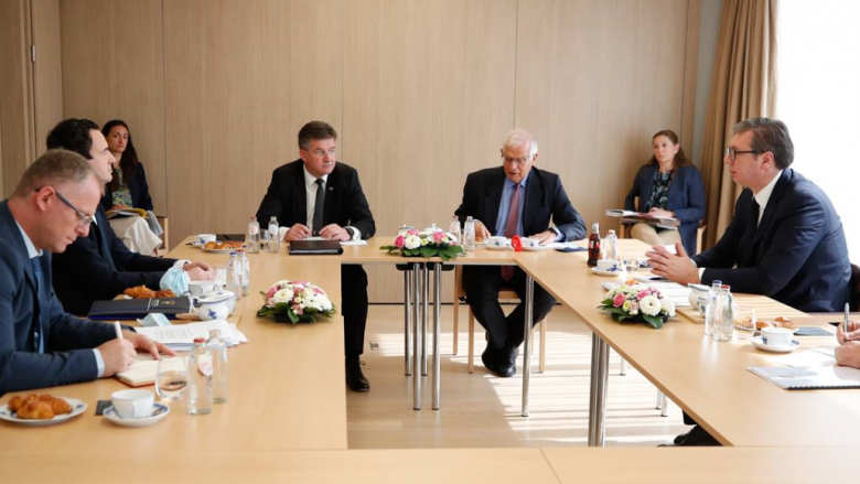 ‘Dialogu pa progres, dallimet për Asociacionin dominuan bisedimet me Serbinë’