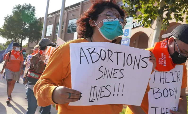 Ligji që thuajse ndalon abortin në SHBA hyn në fuqi në Teksas