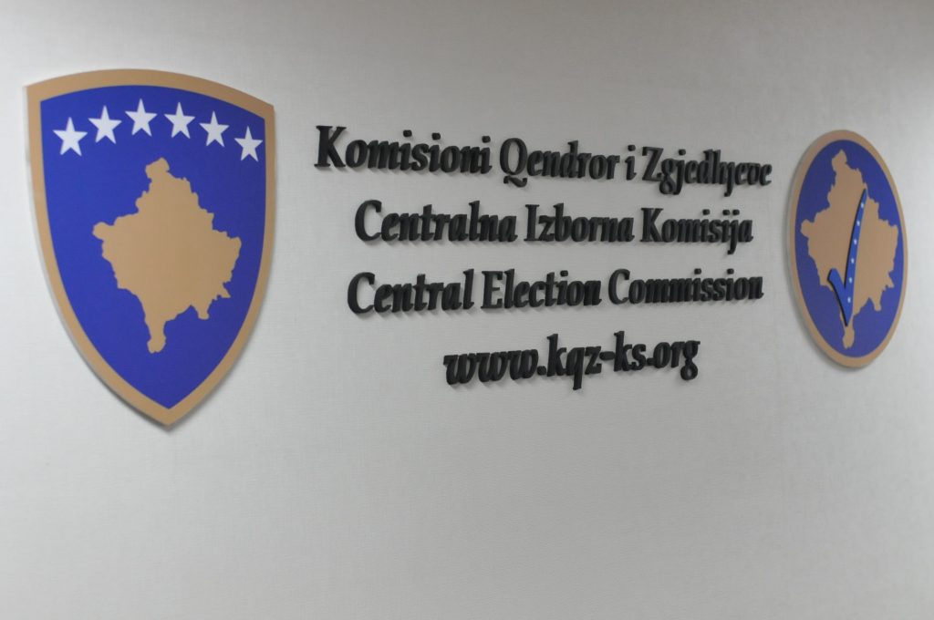 KQZ certifikon kandidatët për kryetar të komunave në Veri, pjesë e garës edhe PDK e VV