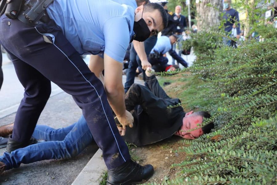 Kukaj i PSD-së: Policia përdori dhunë të madhe ndaj aktivistëve, të lirohen menjëherë
