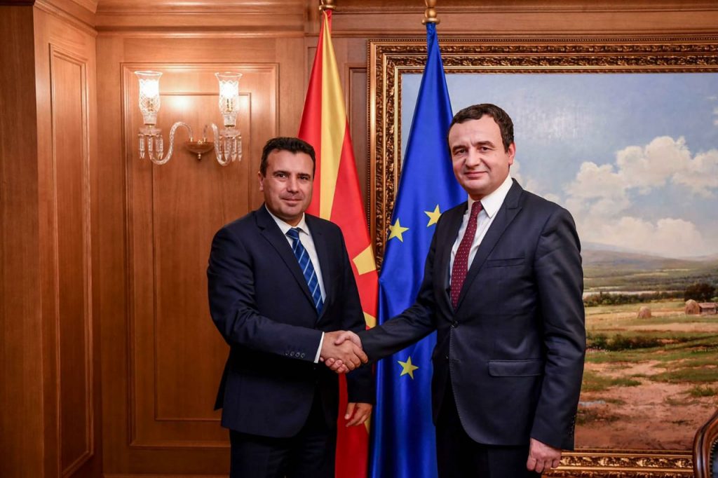 Qeveria e Kosovës dhe ajo e Maqedonisë së Veriut mblidhen në Shkup
