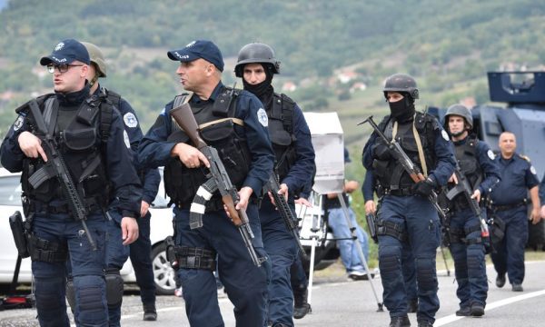 Demantohen mediat serbe: Në aksionin në veri janë të përfshirë vetëm policë të Kosovës