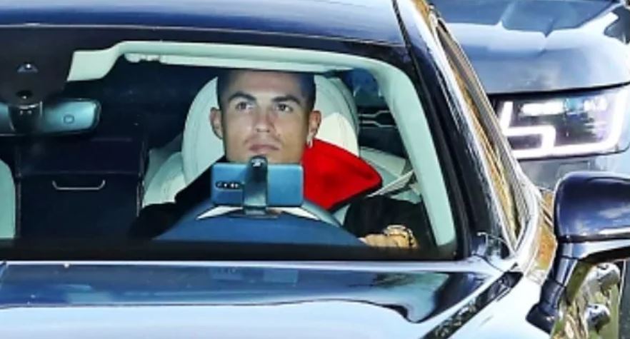 Njoftohuni me ‘bishën’ e re të Ronaldos: Bentley 250 mijë euro i shtohet koleksionit të portugezit