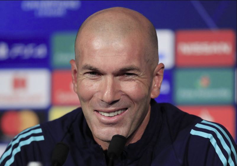 Zinedine Zidane refuzon milionat e sheikëve të Newcastle United