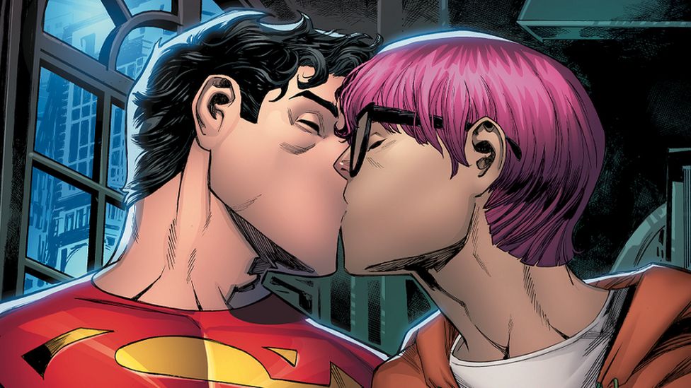 DC Comics: Supermani është biseksual, bie në dashuri me shokun e tij