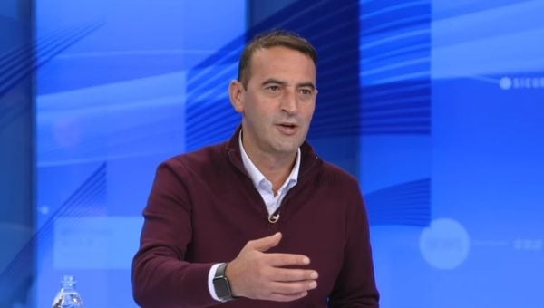 Daut Haradinaj për Uran Ismailin: Përveç Bon Vivantit, nuk njihet për ndonjë sukses në kryeqytet