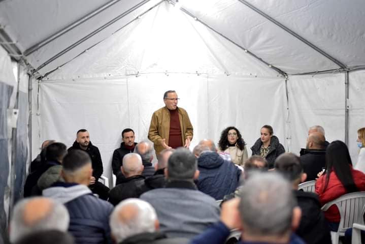Bedri Hamza merr mbështetjen e qytetarëve në Tavnik: Fitoren e kemi vetëm një hap larg