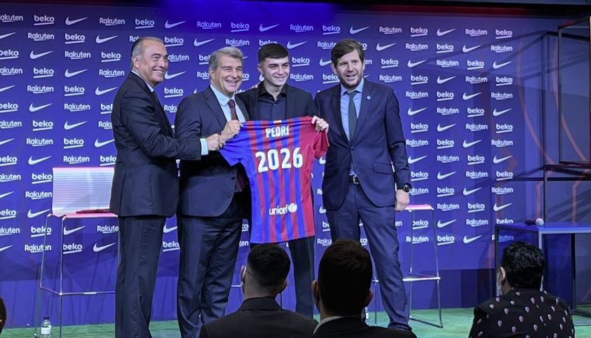 Pedri deri në 2026: Jam shumë i lumtur, Barca është klubi që e dua