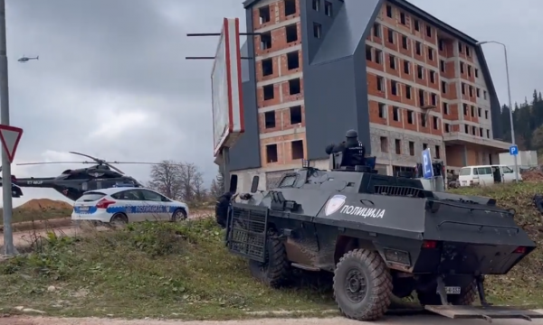 Dodik nxjerr në rrugë forcat paramilitare të “Republika Srpskas”