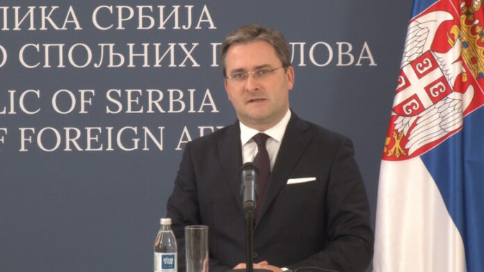 Serbia thotë se së paku 12 shtete priten ta tërheqin njohjen e pavarësisë së Kosovës
