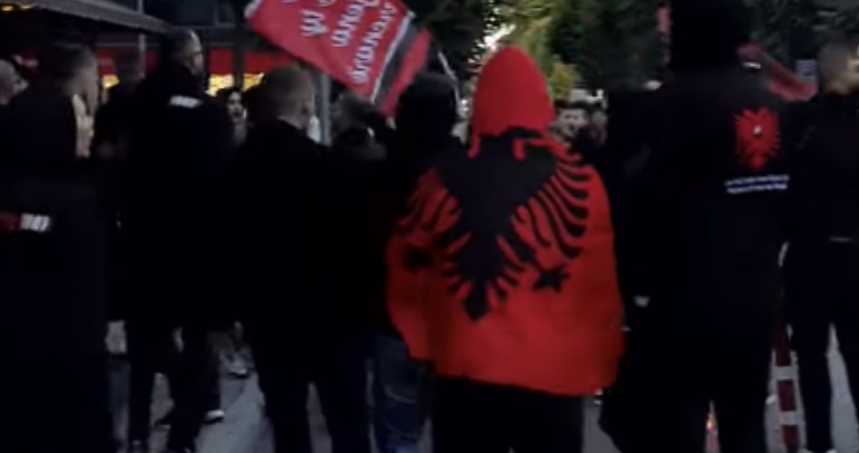 Pamje nga atmosfera brilante në Tiranë, para ndeshjes Shqipëri-Poloni