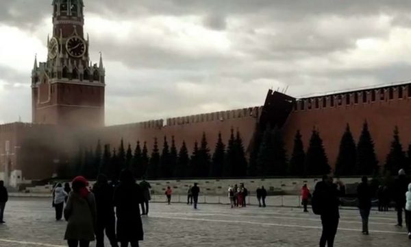 Era e fuqishme shemb kulmin e ndërtesës së Kremlinit (Video0
