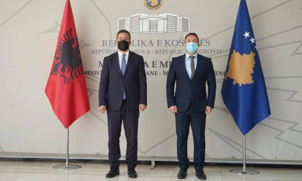 FSK-ja e gatshme t’i ofrojë ndihmë Shqipërisë, pas helmimit të qytetarëve në Krujë
