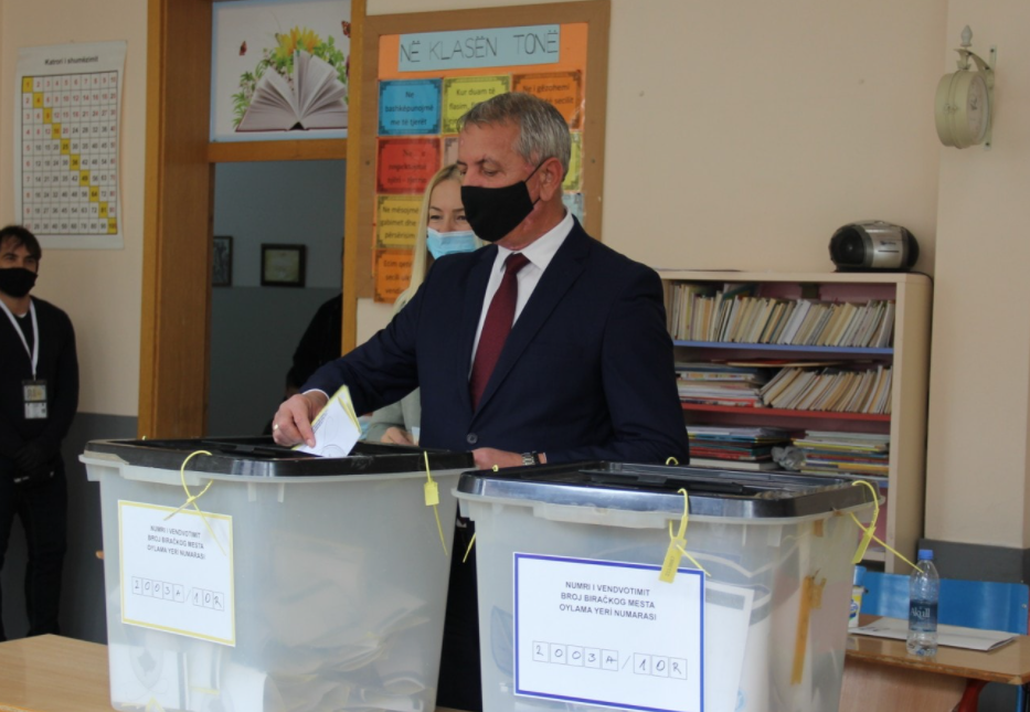 Voton Anton Quni: Siç thoshte Presidenti historik, Ibrahim Rugova, vishuni bukur dhe dilni votoni