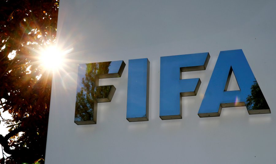 Edhe FIFA reagon për situatën që po kalon FSHF