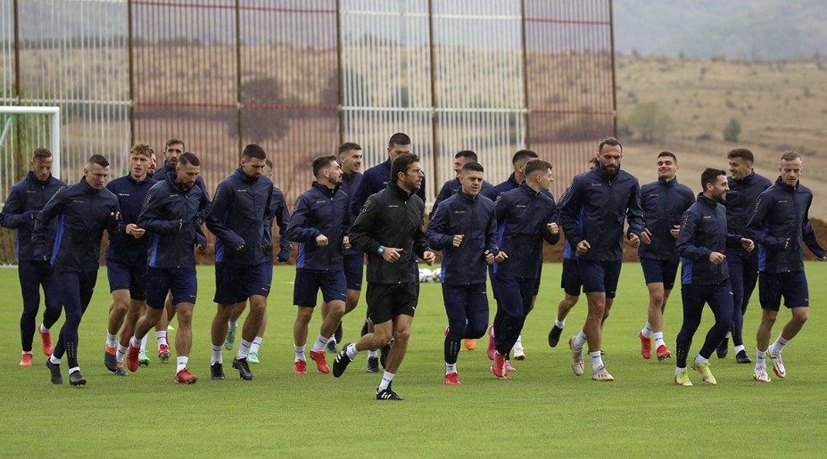 Kosova zhvillon stërvitjen e fundit para ndeshjen me Suedinë