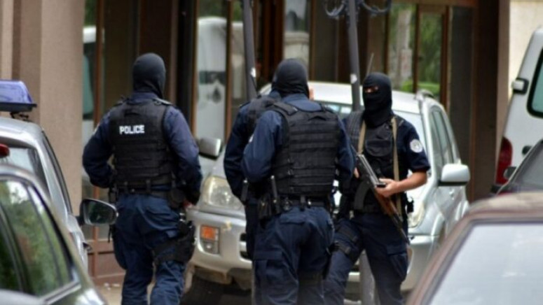 Pamje nga aksioni i Njësisë Speciale në veri të Kosovës, lëshohet “alarmi i sigurisë”
