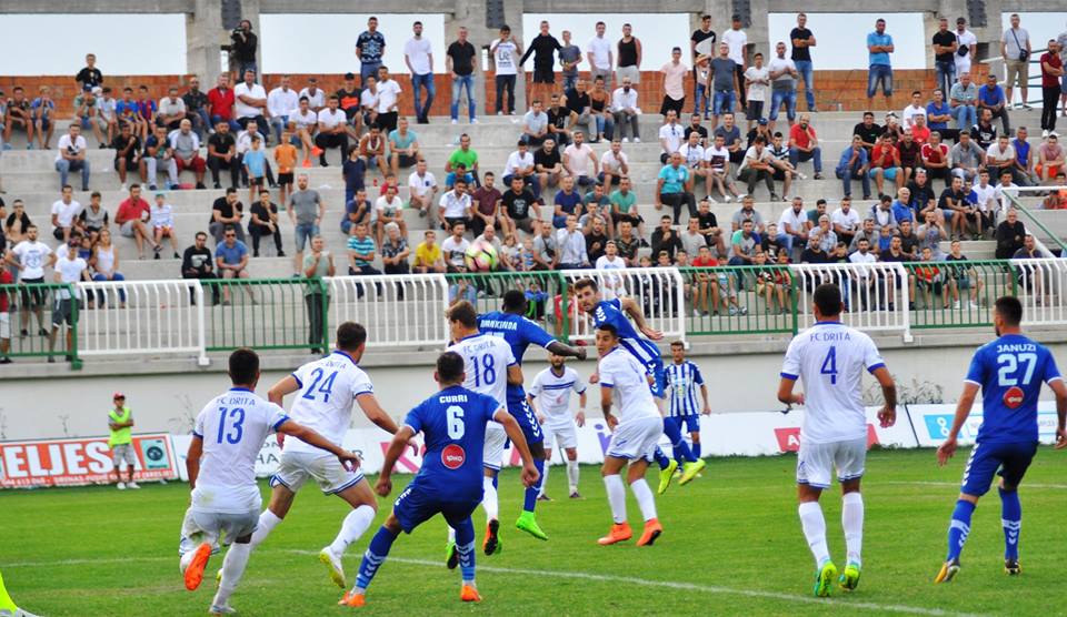 Mbyllen tri ndeshjet e Superligës: Mërzi në takimin Drita-Prishtina, fitojnë Feronikeli e Llapi