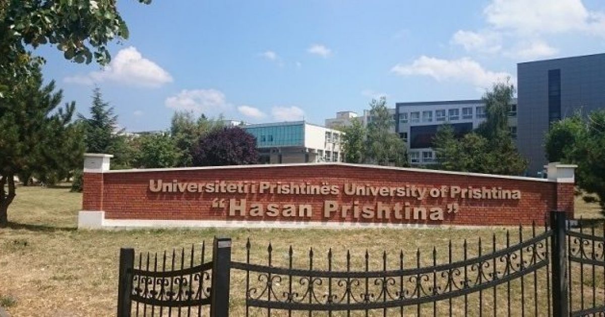 Universiteti i Prishtinës reagon pas sulmit ndaj profesoreshës