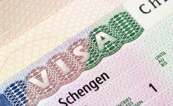 Qeveria të lobojë tek shtetet anëtare të BE-së për liberalizim të vizave