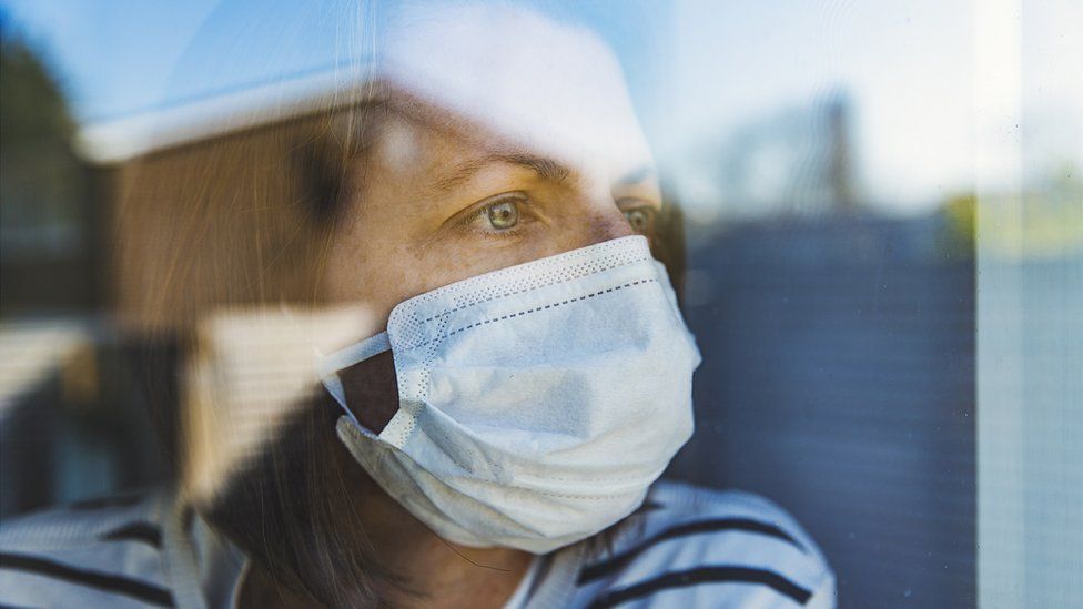 6 shenja të fshehta që po përjetoni trauma nga pandemia, ndonëse nuk e dini