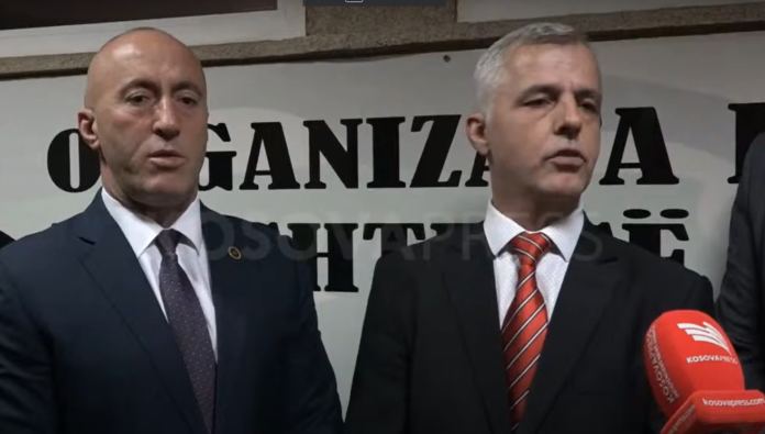 Faton Klinaku i “ankohet” Haradinajt: Që shtatë javë Kurti as nuk na pret në takim