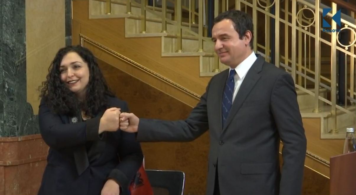 “Presidentja mos ta kërkojë mandatarin nga VV-ja, por ta dërgojë rastin në Kushtetuese”