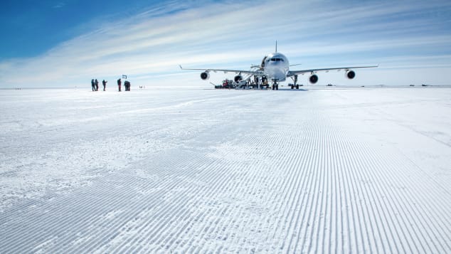 Për herë të parë në histori një aeroplan Airbus A340 ateron në Antarktidë
