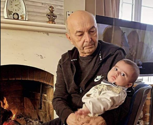 Isa Mustafa në ditën e zgjedhje, e kalon kohën me nipin e tij
