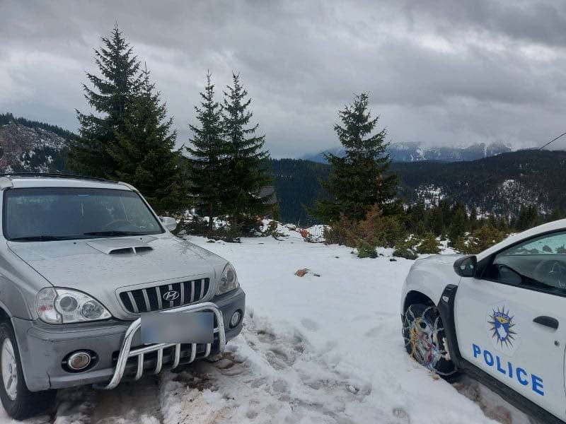 Policia e Kosovës njofton popullin: E kemi zhbllokuar një qytetar të bllokuar nga bora në fshatin Stankaj