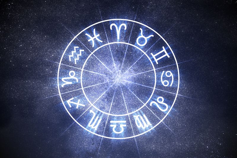 Horoskopi ditor, e martë 28 dhjetor 2021