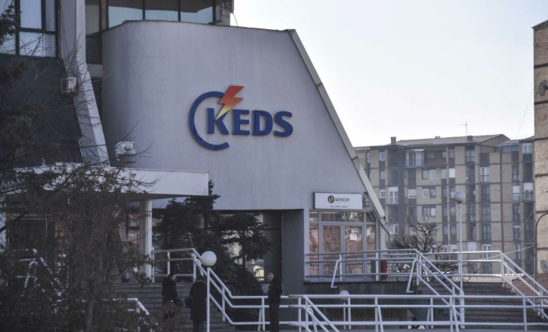 KEDS-i njofton popullin e Kosovës: U shterrën paratë tona