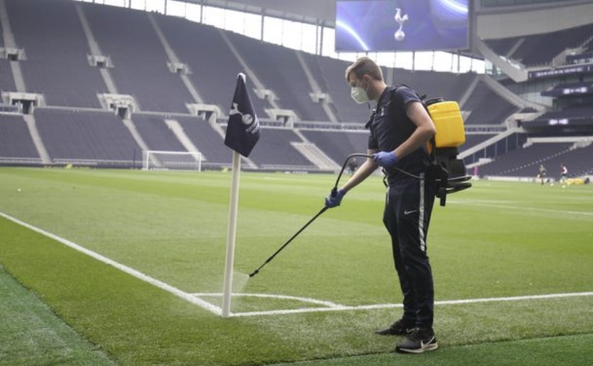 Nuk kryejnë punë dezinfektimet: Covid-19 i mëshon Tottenhamit, rrezikohen ndeshjet e PL