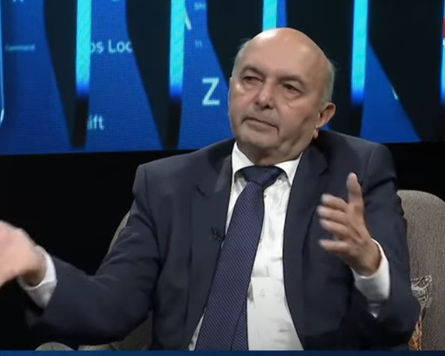 Mustafa për Abdixhikun-Veliun: Nuk besoj që ka krizë në LDK, diskutimet e tyre mund të kenë zgjidhje