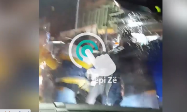 Rrahje brutale mes dy grupeve në Skenderaj, publikohen pamjet